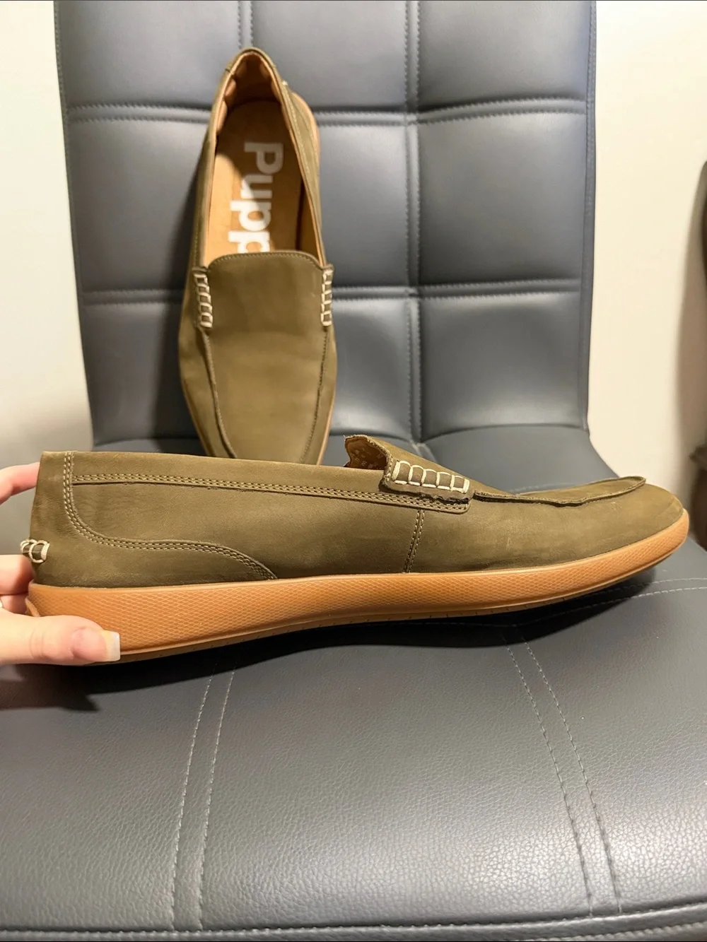 Men’s Hush Puppies Loafers Size 11 Wide